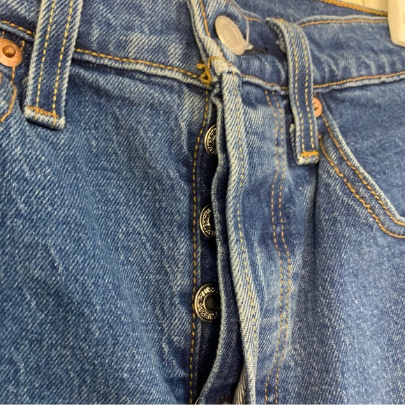 Levi’s 501 Cut off Jean Shorts Medium Wash Classic Button Fly Women’s Size 27 - Picture 11 of 12